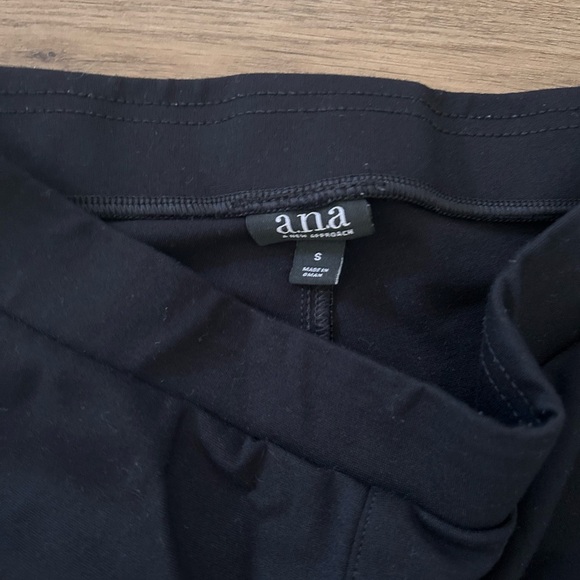 A.n.a Woman’s Leggings- EUC - Picture 4 of 4